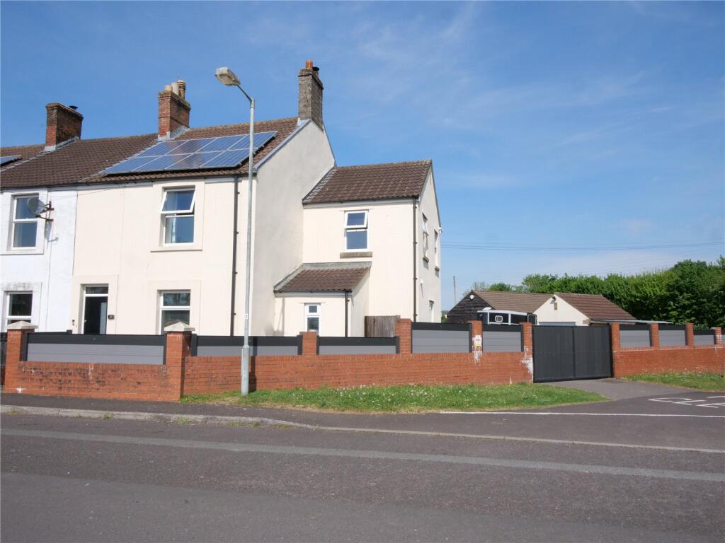 Additional image 19 of Spacious 3-4 Bedroom House With Significant Off-Street Parking & Garden