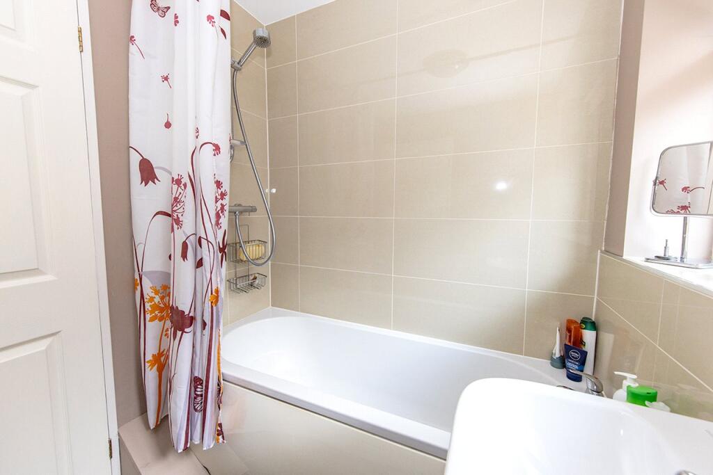 Additional image 9 of Suffolk Close, Oldbury, West Midlands, B68