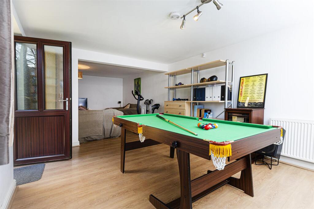 Additional image 33 of April Gardens, Queensbury, Bradford