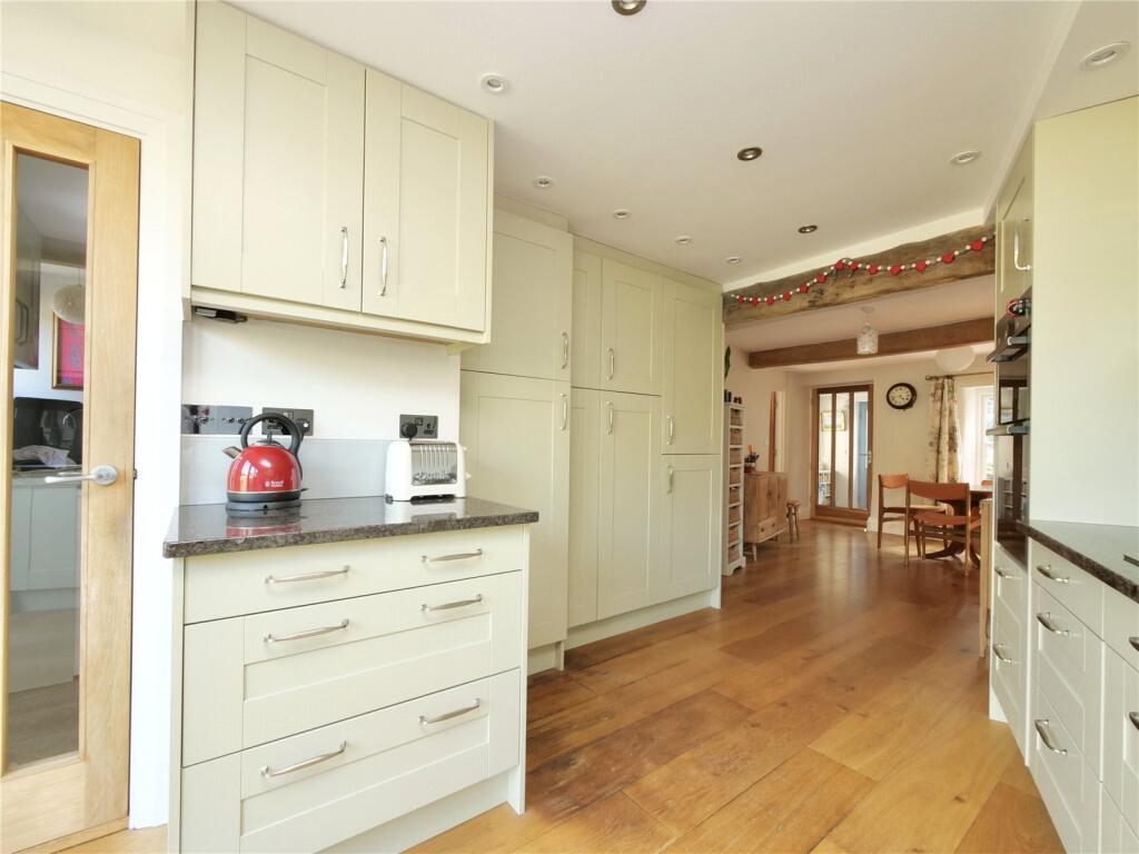 Additional image 9 of Charming Three-Bedroom Cottage in a Prime Village Location