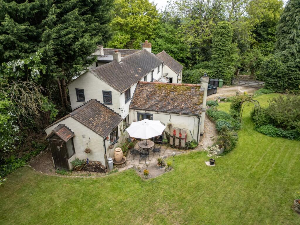 Additional image 3 of Hinton Fields, Bournheath, Bromsgrove, Worcestershire, B61