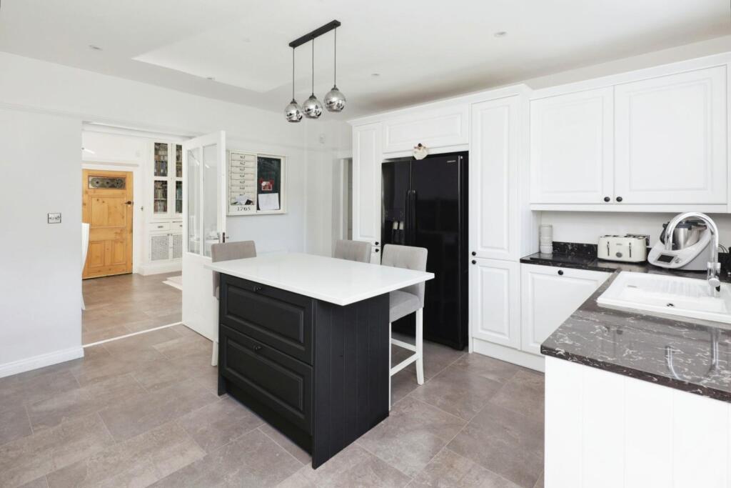 Additional image 8 of Driffold, Sutton Coldfield