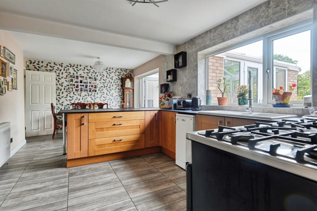 Additional image 9 of Aldin Close, Bonehill, Tamworth