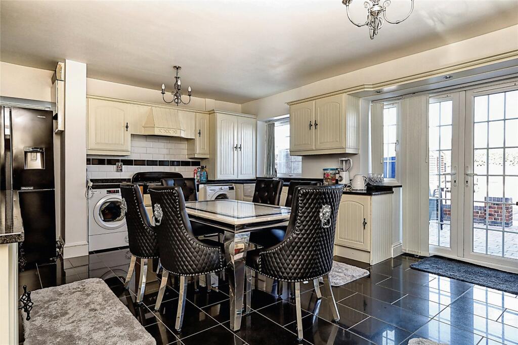 Additional image 6 of Claremont Road, Tamworth, Staffordshire, B79