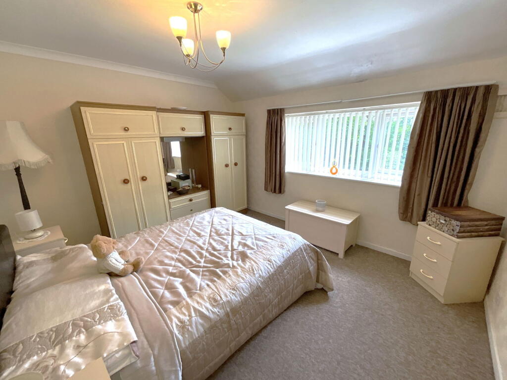 Additional image 6 of CRADLEY HEATH, Briery close