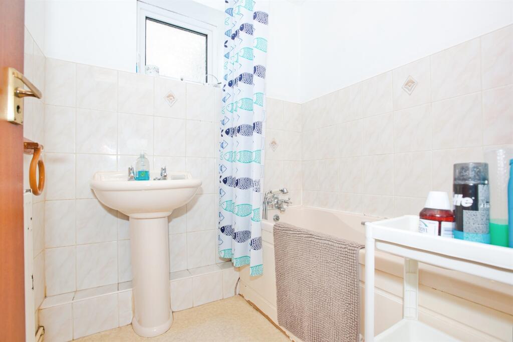 Additional image 11 of Abbots Way, Yeovil