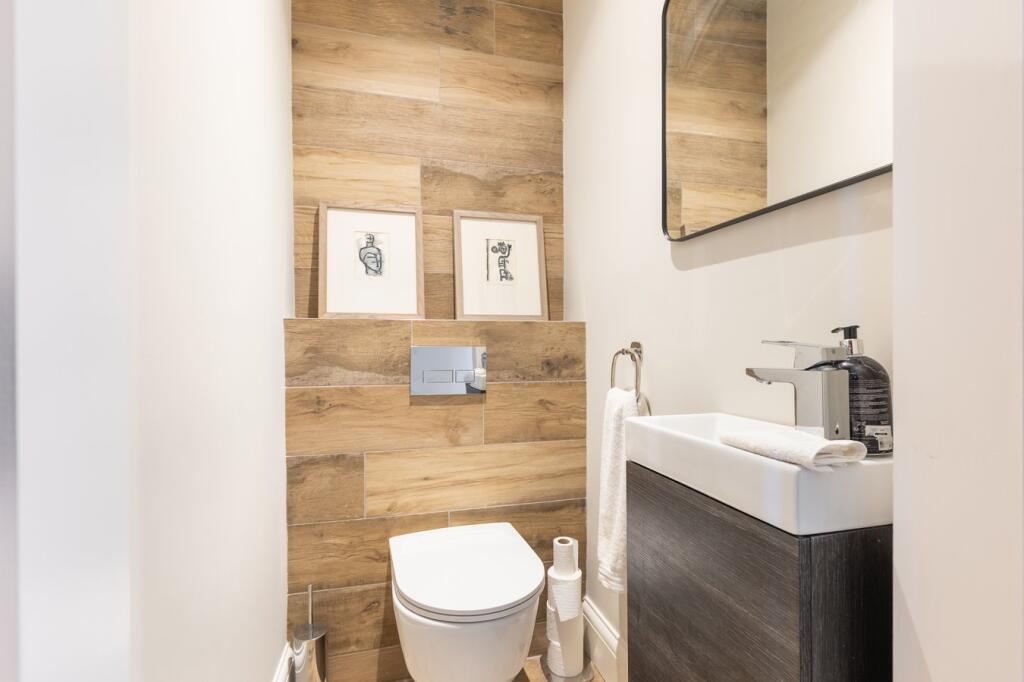 Additional image 30 of High Street, Henley in Arden, Warwickshire, B95