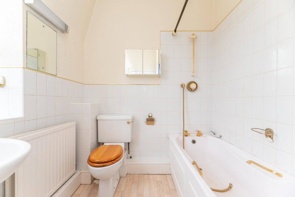 Additional image 11 of Lady Park Avenue, Bingley, West Yorkshire, BD16