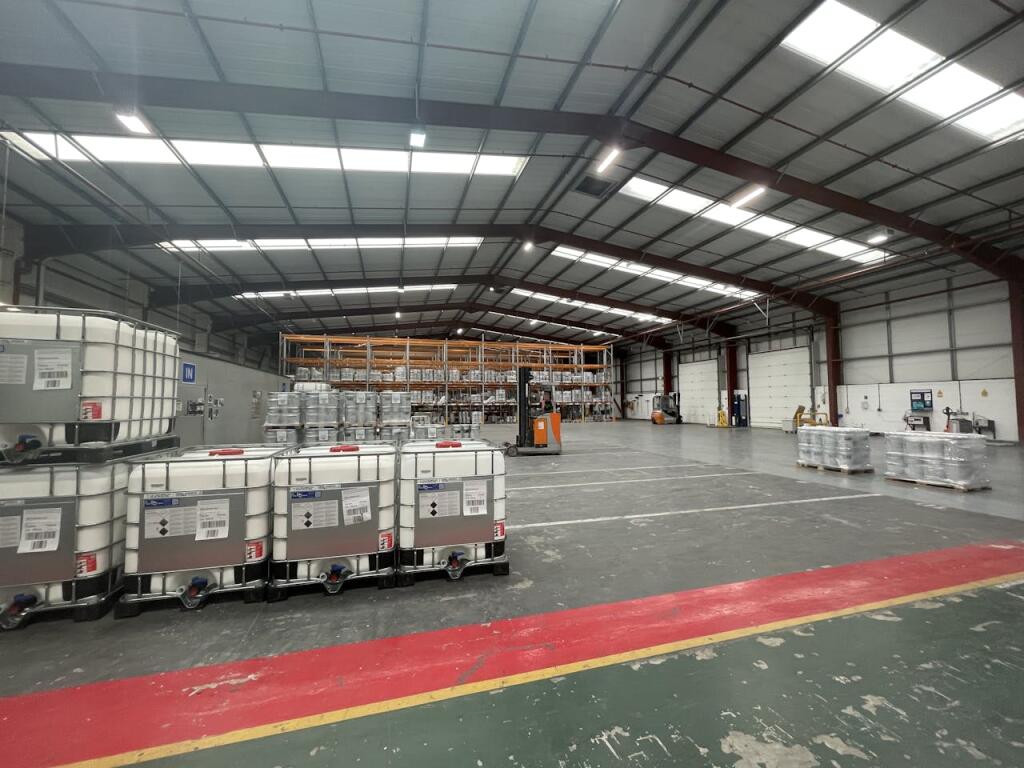 Additional image 4 of Unit 04a, Mercer Way, Shadsworth Business Park, Blackburn, BB1 1QZ