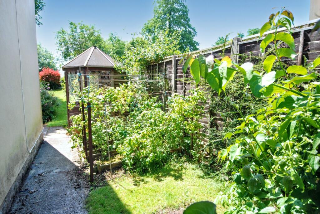 Additional image 17 of Central Wells