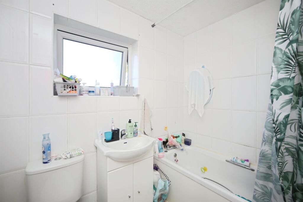 Additional image 13 of Huins Close, Redditch