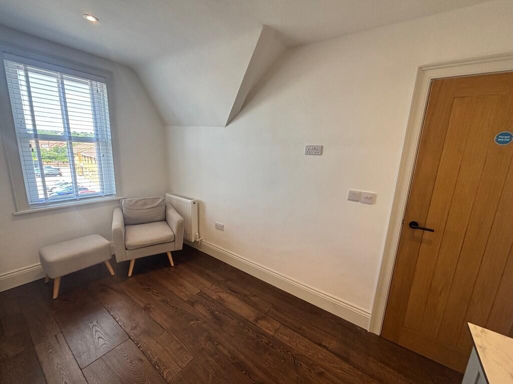 Additional image 9 of Hendford Hill