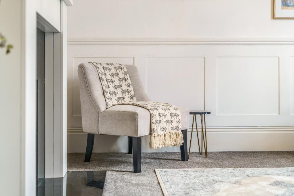 Additional image 3 of High Street, Henley-in-Arden, B95