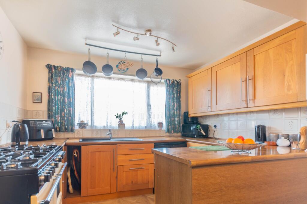 Additional image 11 of Badgergate Avenue, Wilsden, Bradford, West Yorkshire, BD15