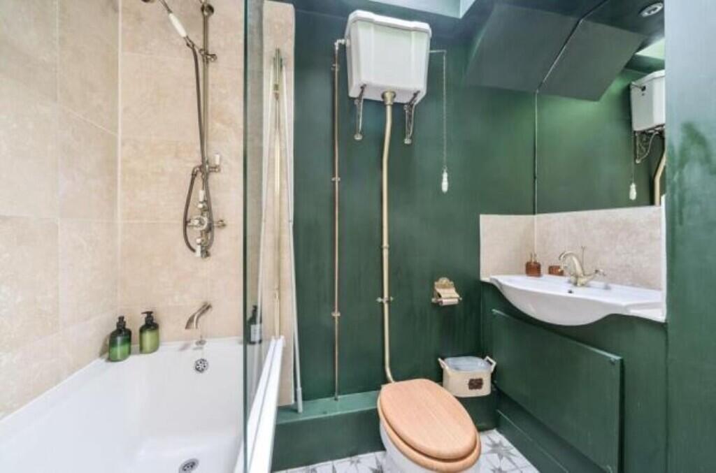 Additional image 12 of West End, Bruton, Somerset, BA10 0BB