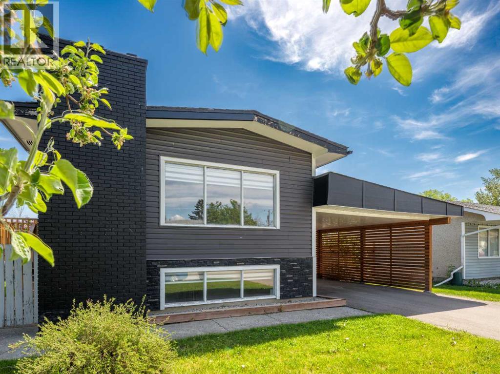 11036 7 Street SW|Calgary, Alberta T2W0G7