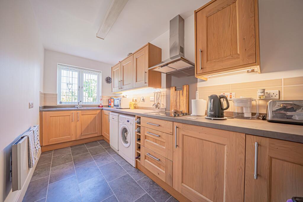 Additional image 3 of Avenue Road, Dorridge, B93