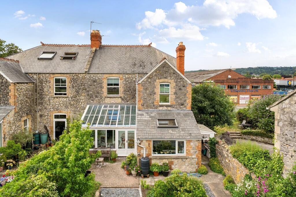 Additional image 39 of Glastonbury Road, Wells, BA5