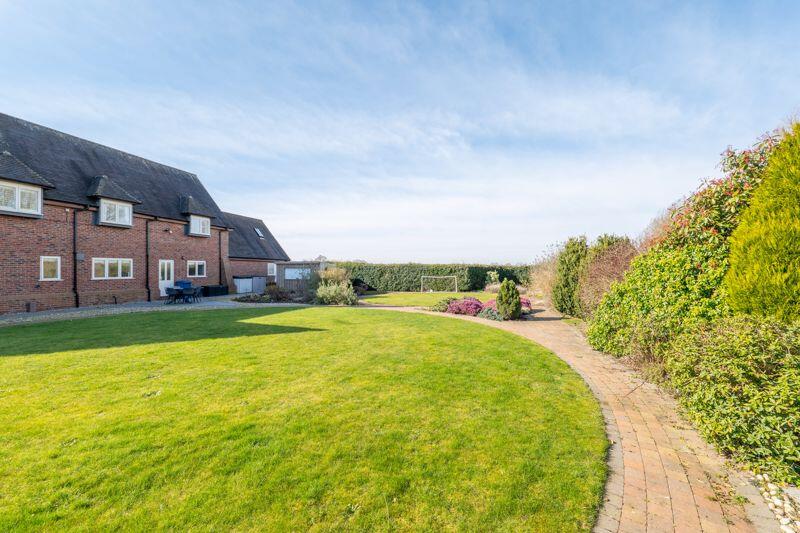 Additional image 46 of Stoneybridge House, Clifton Park, Clifton Campville, B79 0BE