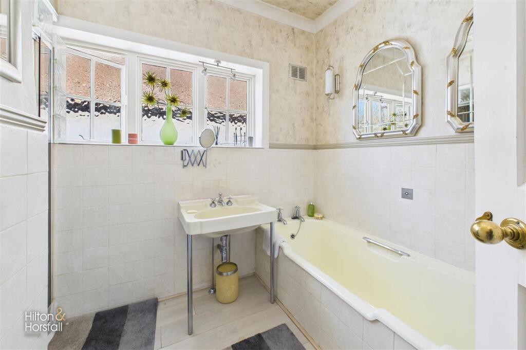 Additional image 16 of Uplands, Wheatley Lane Road, Barrowford