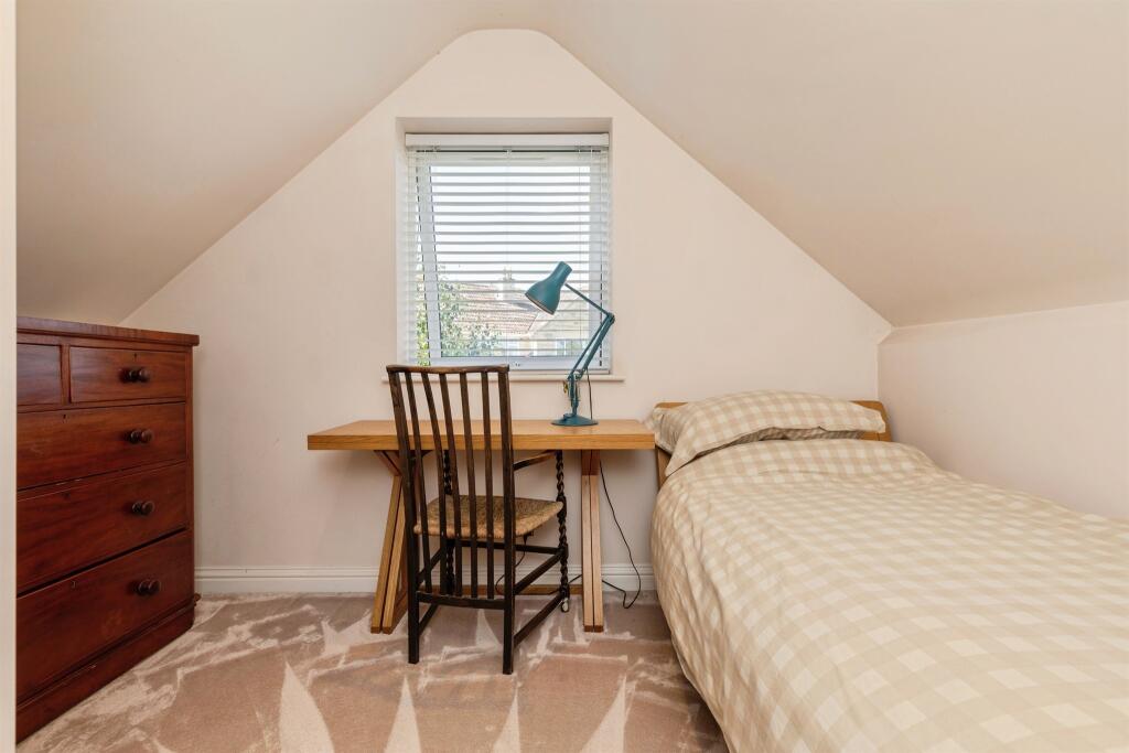 Additional image 11 of Holcombe Close, Bathampton, Bath