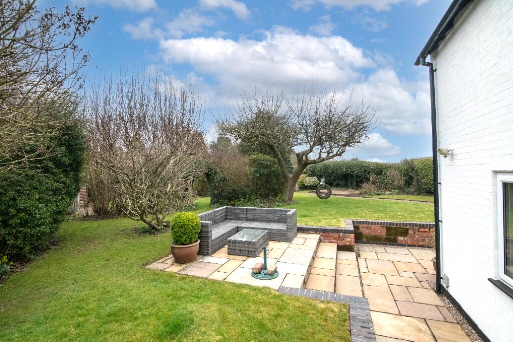 Additional image 21 of Cockshutt Lane, B61