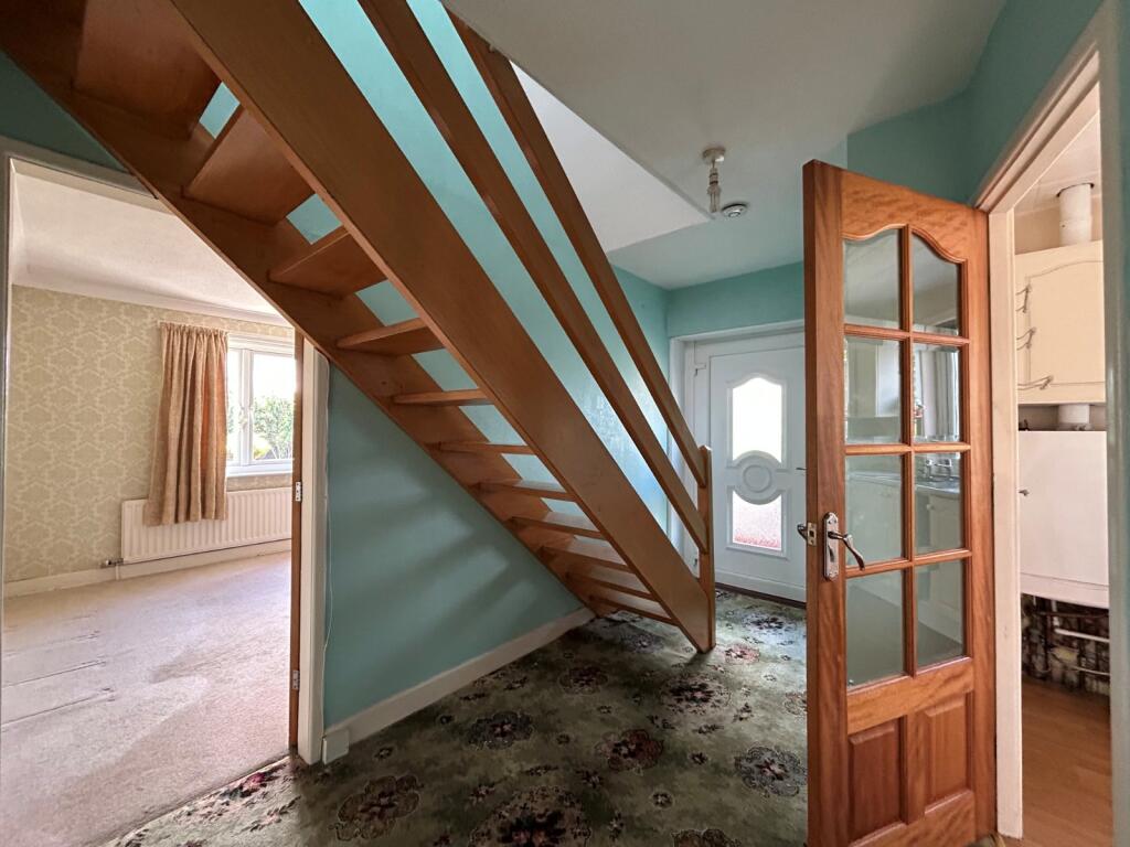 Additional image 20 of Uplands Avenue, Queensbury, Bradford, BD13