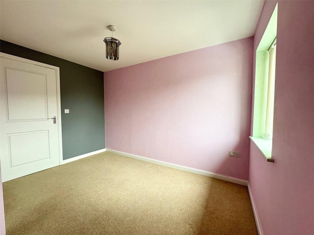 Additional image 5 of Freehold - Two-bed Apartment with Garage & Parking in Wells