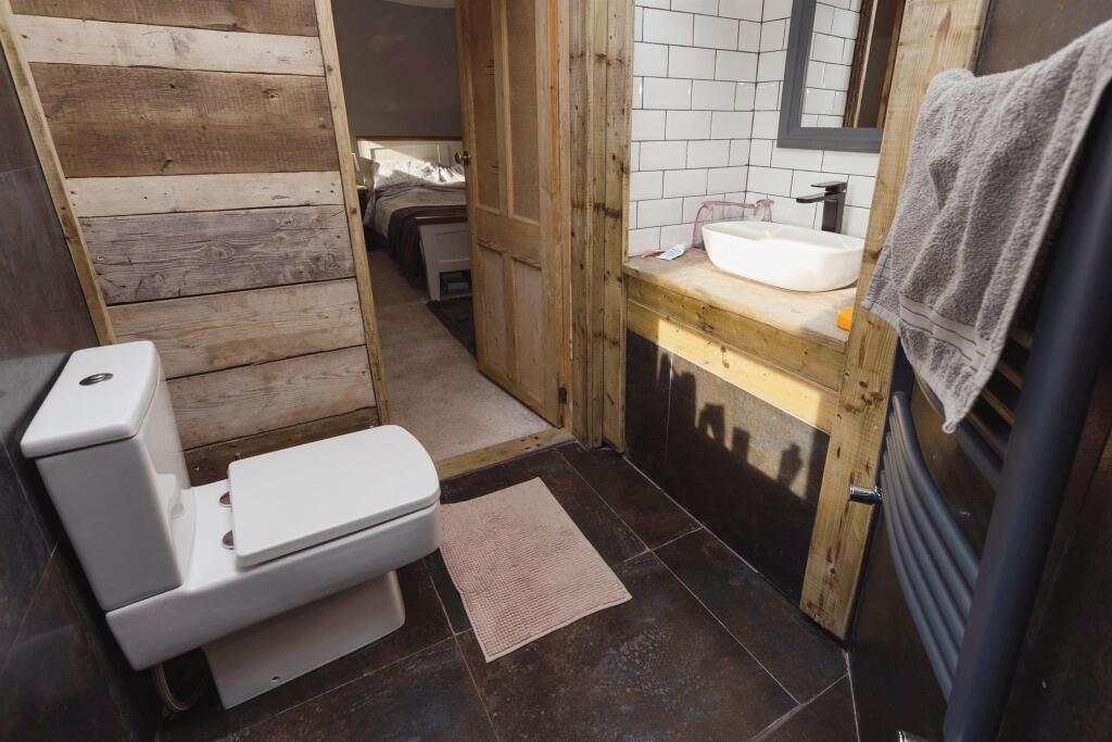 Additional image 11 of Gilstead Lane, Bingley