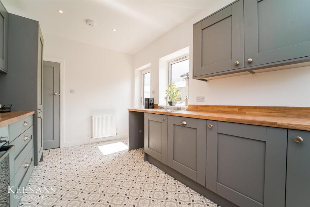 Additional image 30 of Hill Crest Avenue, Burnley