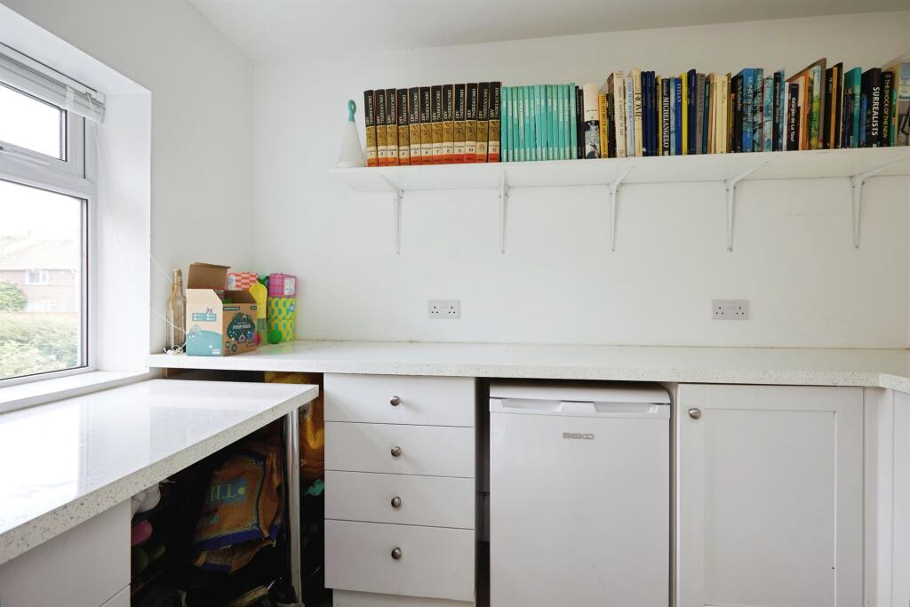 Additional image 7 of Mundays Mead, Wincanton