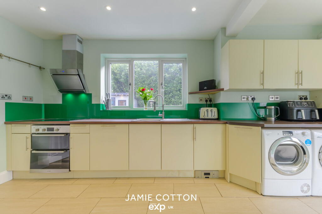 Additional image 9 of Kent Road, Halesowen, B62 8PD