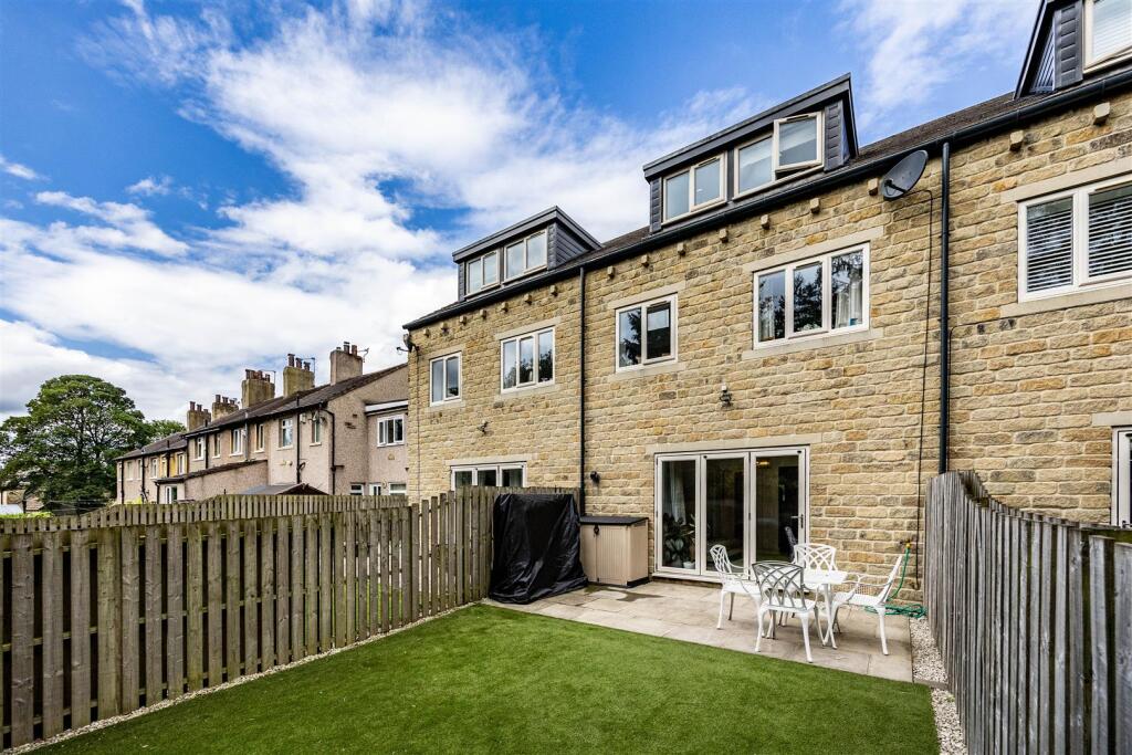 Additional image 28 of Cleckheaton Road, Low Moor, Bradford