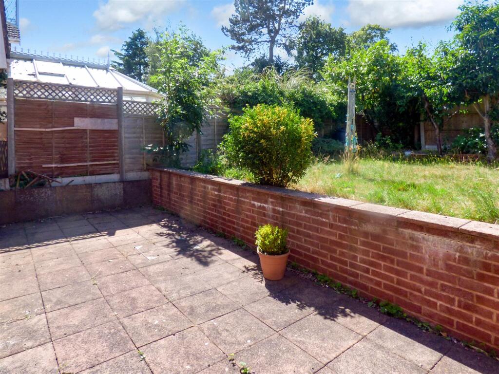 Additional image 11 of Windsor Close, Tamworth