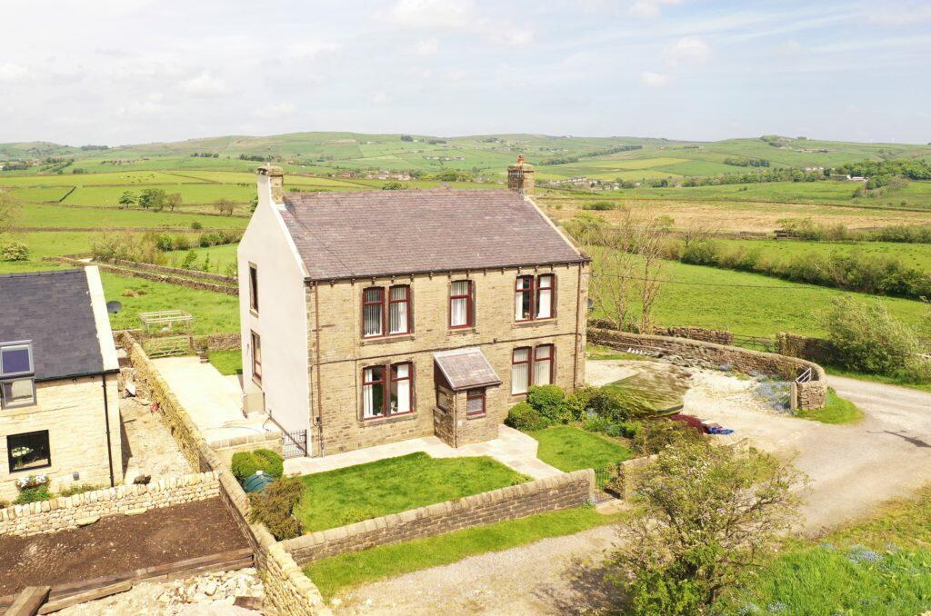 Additional image 4 of 4 bedroom detached farmhouse for sale – Little Thorn Edge Farm, Trawden, BB8 8QA