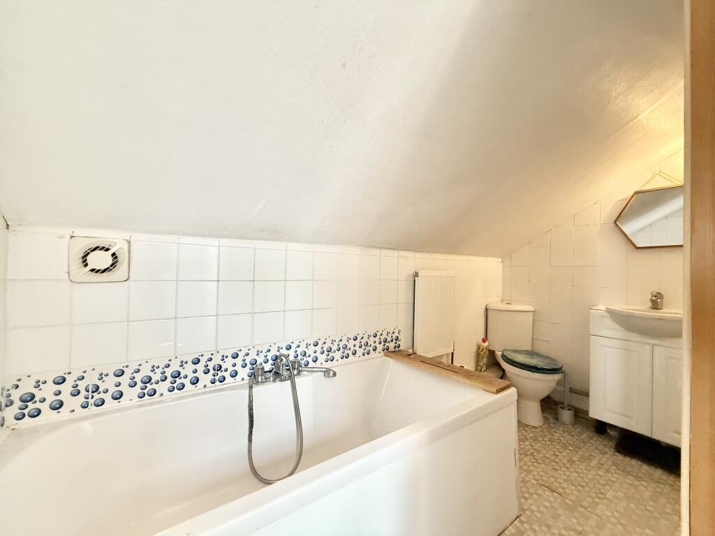 Additional image 18 of Wraxhill Road, Yeovil, Somerset