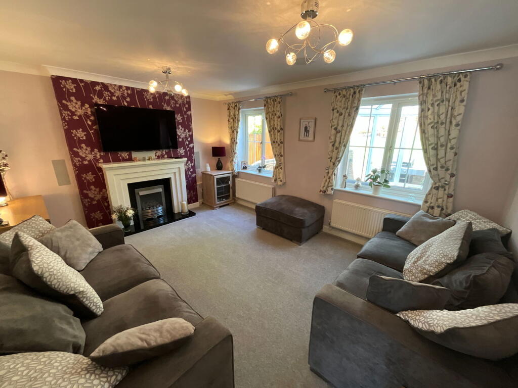 Additional image 30 of ROWLEY REGIS, Burmese Way