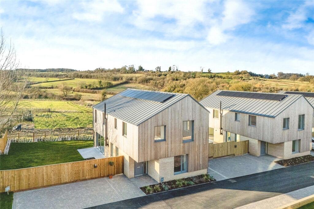 Additional image 11 of The Barn Garden, Great Elm