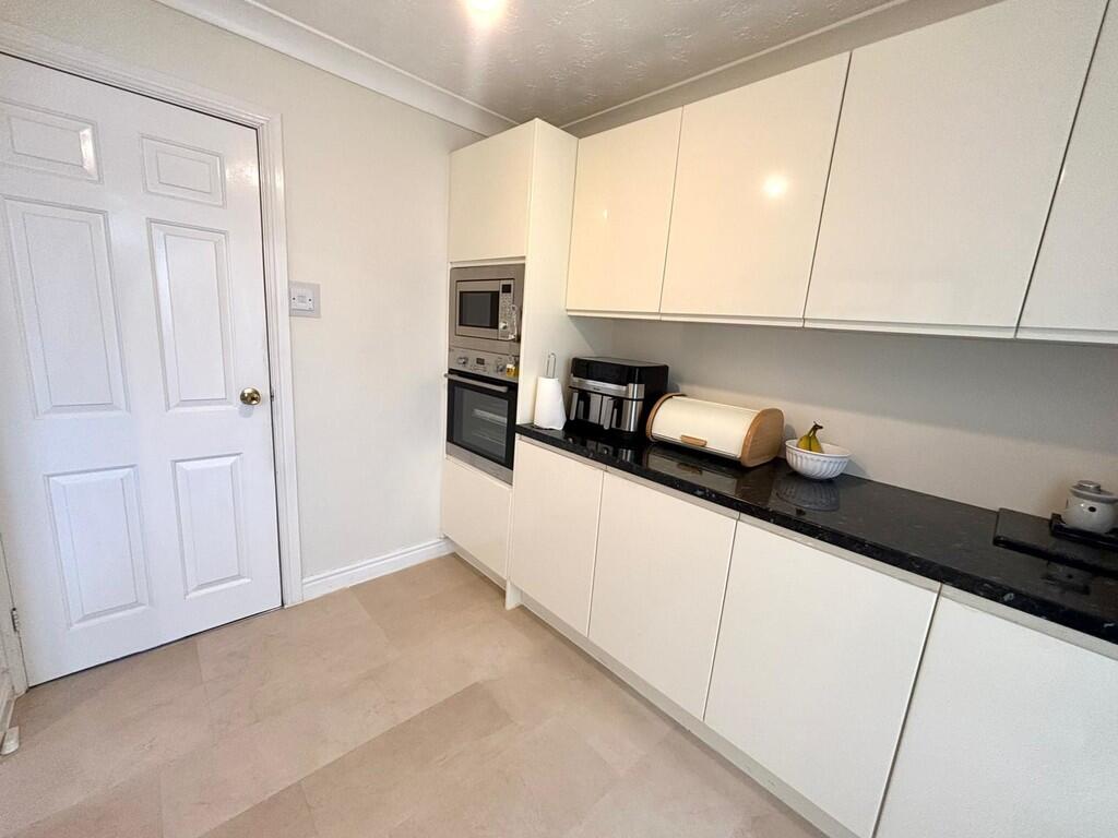 Additional image 6 of Tannerbrook Close, Clayton, Bradford