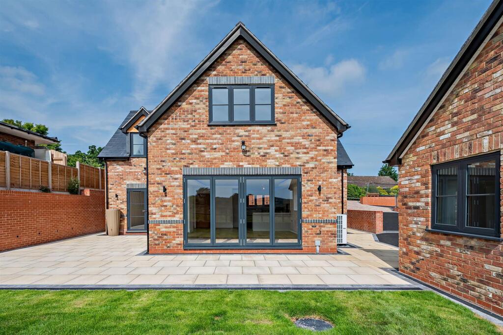 Additional image 33 of 2, Wells Cottage, Wootton Wawen, B95