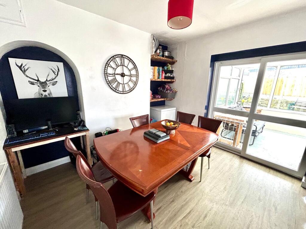 Additional image 4 of Ilchester Road, Yeovil, BA21