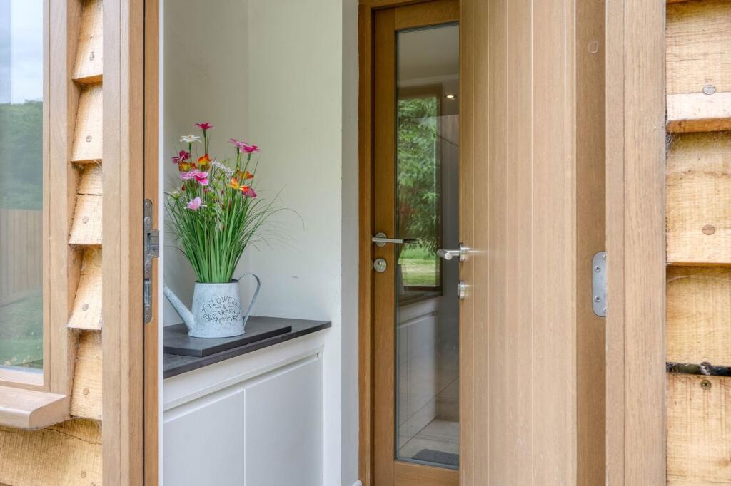 Additional image 3 of Green Lane, Callow Hill, B97