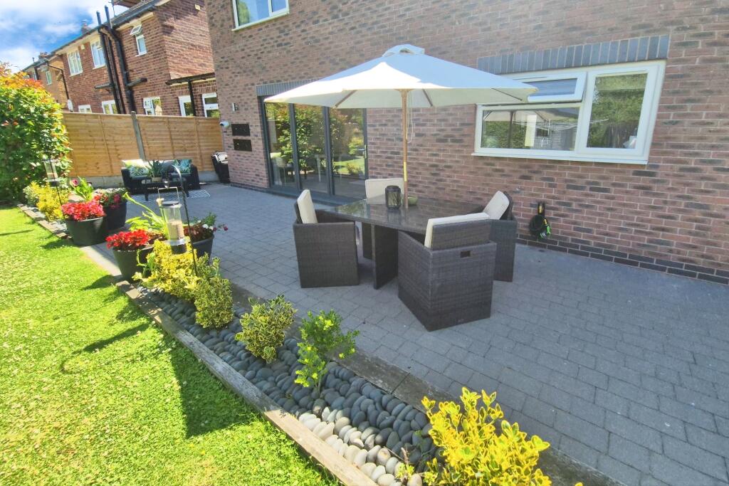 Additional image 30 of Holt Gardens, Studley, B80