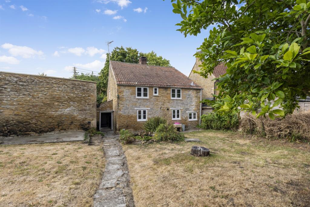 Additional image 30 of Farm Street, Tintinhull, BA22