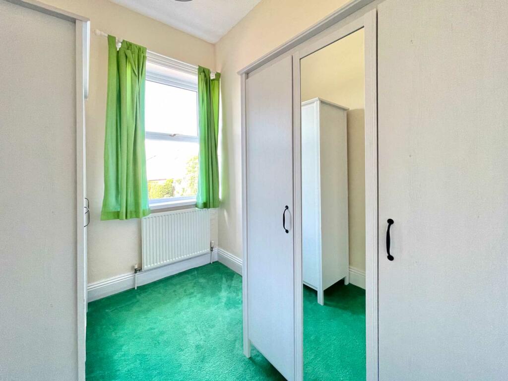 Additional image 12 of Bradford Road, Birkenshaw