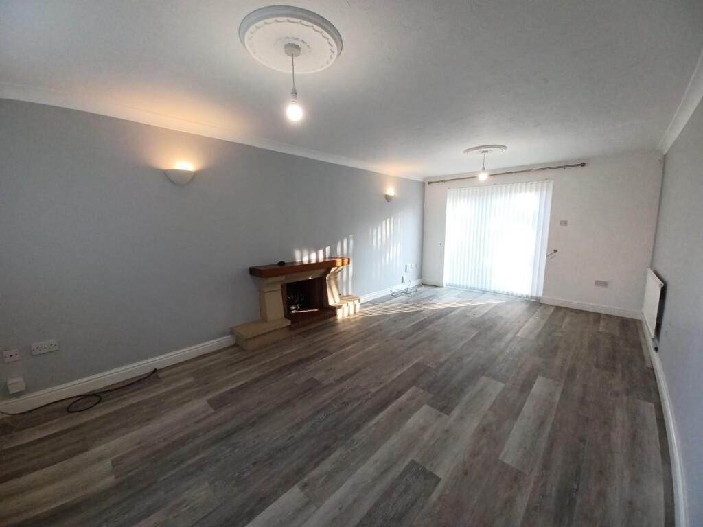 Additional image 4 of Harvington Drive, Monkspath, B90 4YN