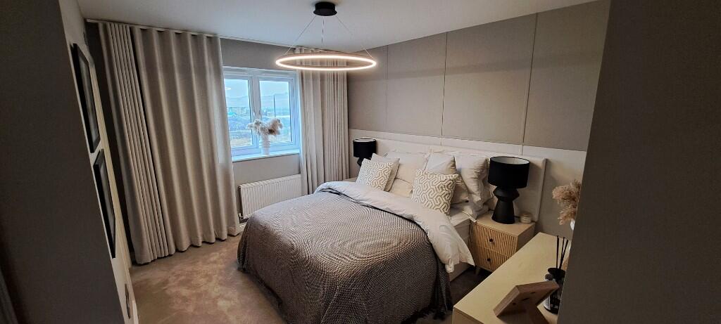 Additional image 3 of Halifax Road,
Denholme,
Bradford,
BD13 4EZ