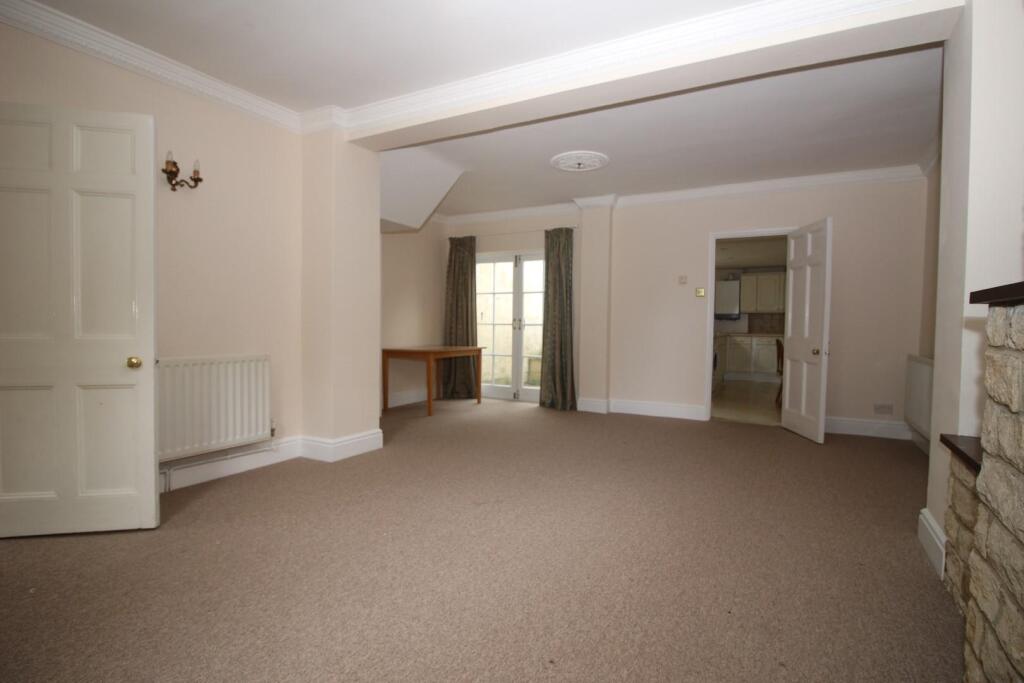 Additional image 3 of Oak Street, Bath