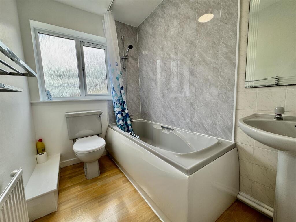 Additional image 6 of The Oval, Bingley, BD16 4RJ