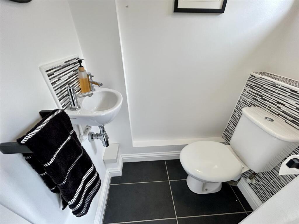 Additional image 7 of Hamilton Avenue, Halesowen